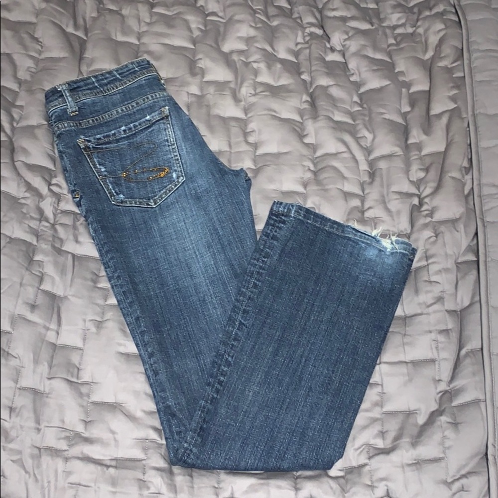 Seven7 Medium wash flare jean